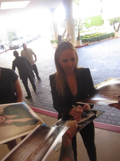Anne Heche autograph