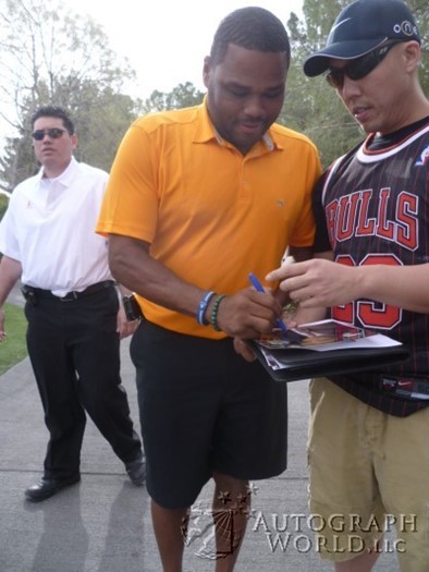 Anthony Anderson autograph