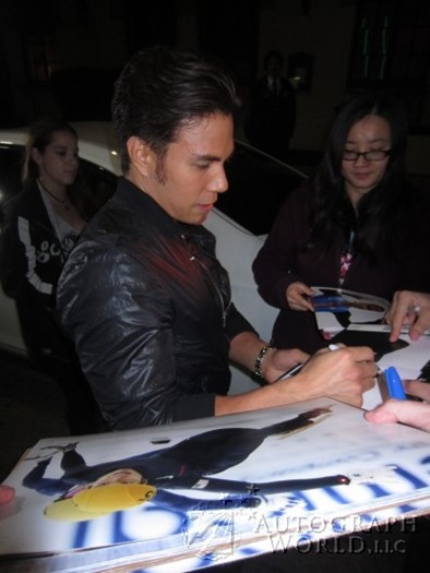 Apolo Anton Ohno autograph