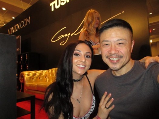 Ariana Marie autograph