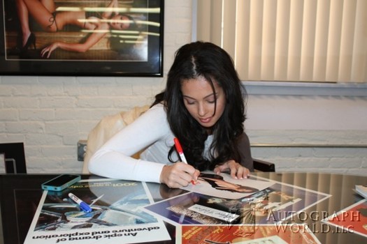 Ashley Doris autograph