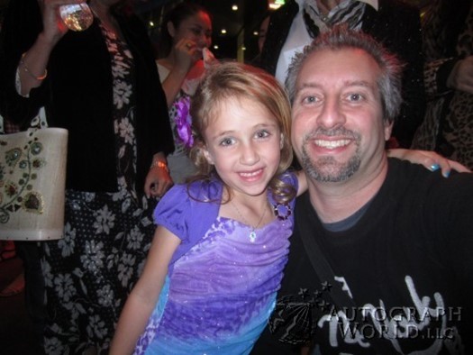 Ava Kolker autograph