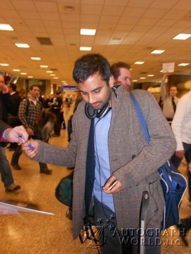 Aziz Ansari autograph