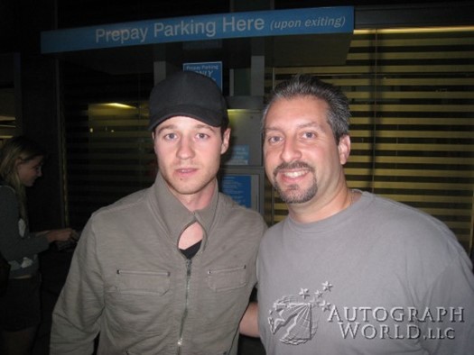 Benjamin McKenzie autograph