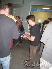 signing photo