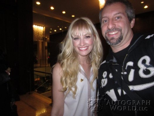 Beth Behrs autograph