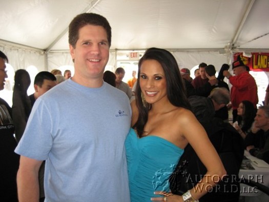 Bonnie-Jill Laflin autograph