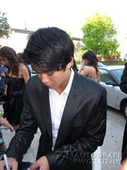 signing photo