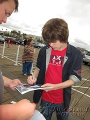 signing photo