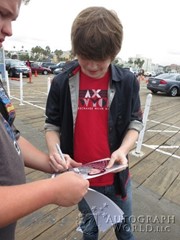 signing photo