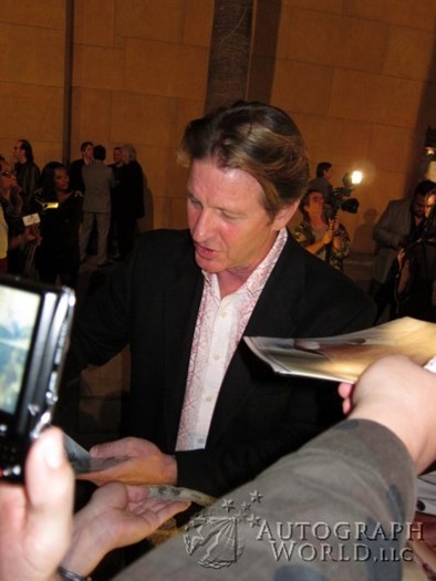 Brett  Cullen autograph