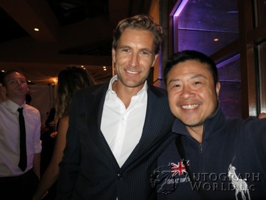 Brett Tucker autograph