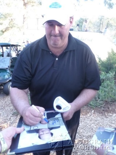 Brian Baumgartner autograph