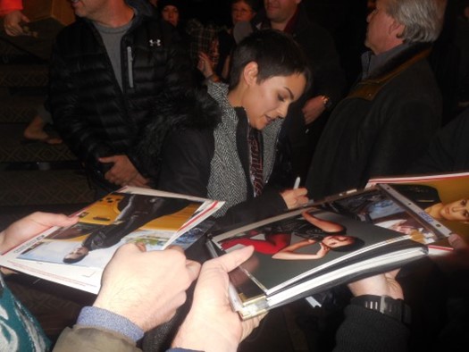 Brianna Hildebrand autograph