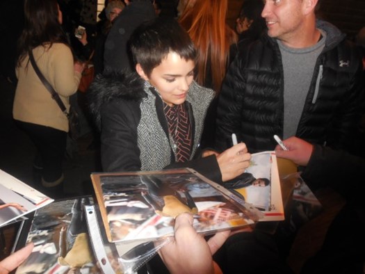 Brianna Hildebrand autograph