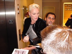 signing photo