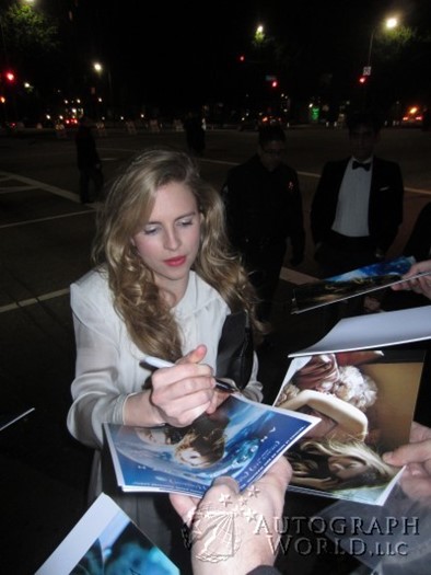 Brit Marling autograph