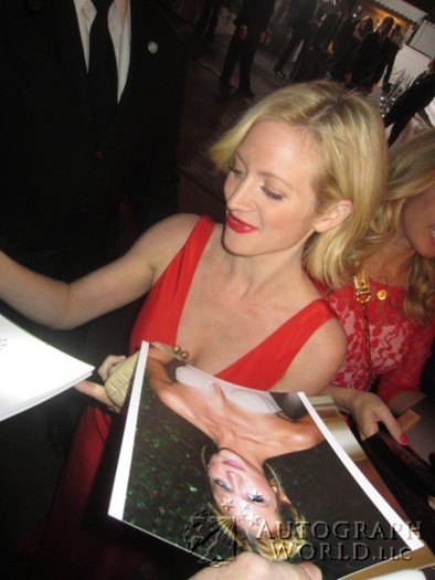 Brittany Snow autograph