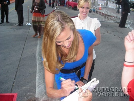 Brooke Burns autograph