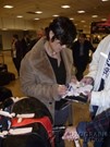 Byung-hun Lee signing proof