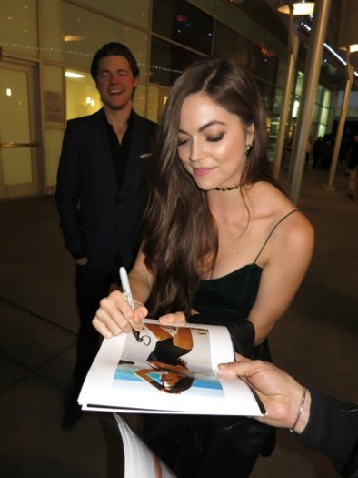 Caitlin Carver autograph