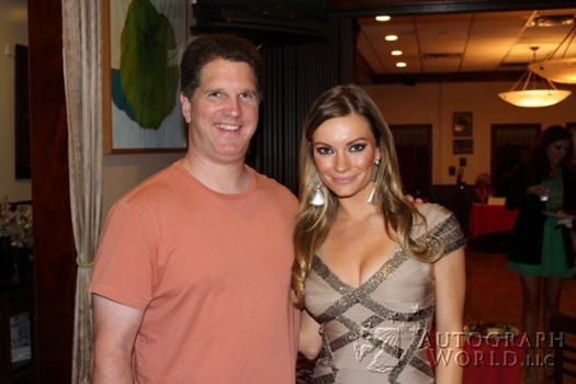 Caitlin O'Connor autograph