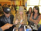 Caity Lotz signing proof