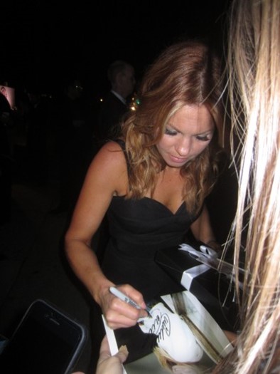 Candace Cameron autograph