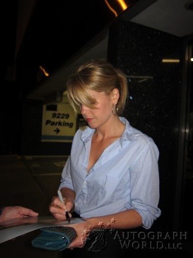 Candace Cameron autograph