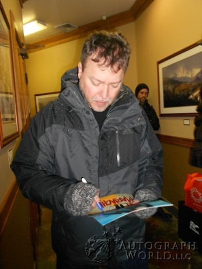 Carlos Gallardo autograph