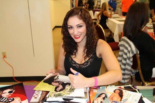 Carlotta Champagne autograph