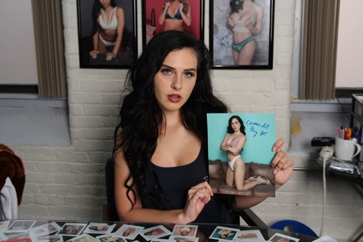 Carmen del Rey autograph