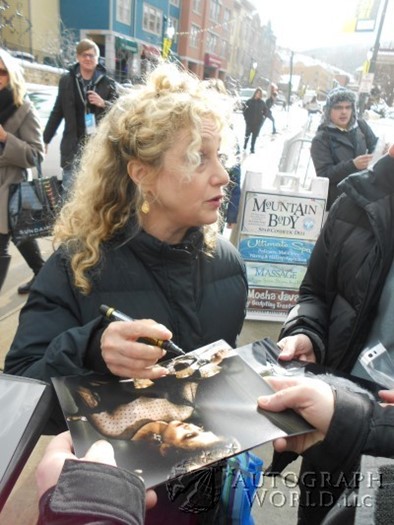 Carol Kane autograph