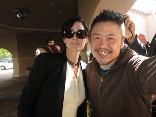 Carrie-Anne Moss autograph