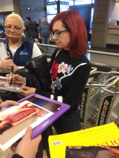 Carrie Preston autograph