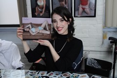 signing photo