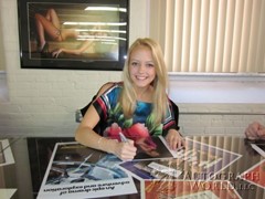 signing photo