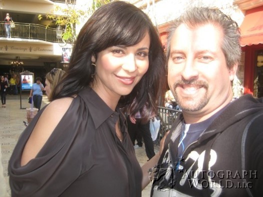 Catherine Bell autograph