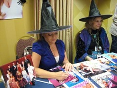 signing photo