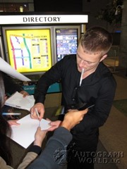 signing photo
