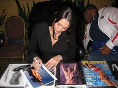 signing photo
