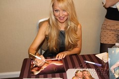 signing photo