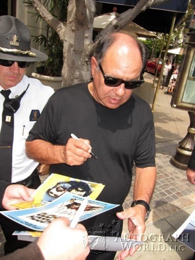 Cheech Marin autograph