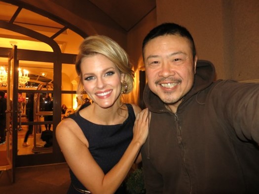 Chelsey Crisp autograph