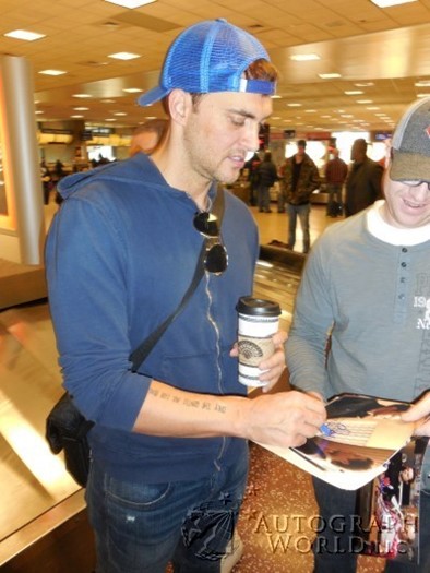Cheyenne Jackson autograph