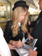 signing photo