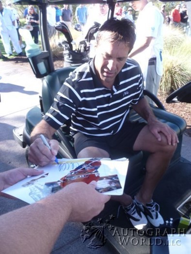 Chris Chelios autograph