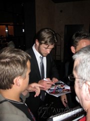 signing photo