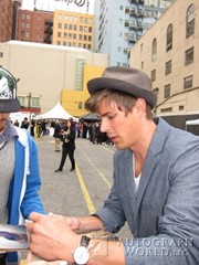 signing photo