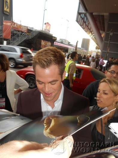 Chris Pine autograph